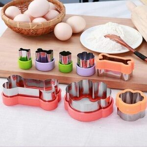 Dog Cookie Cutters Set 8 Piece -6 Different Sizes Of Dog, Bone, and Paw Print